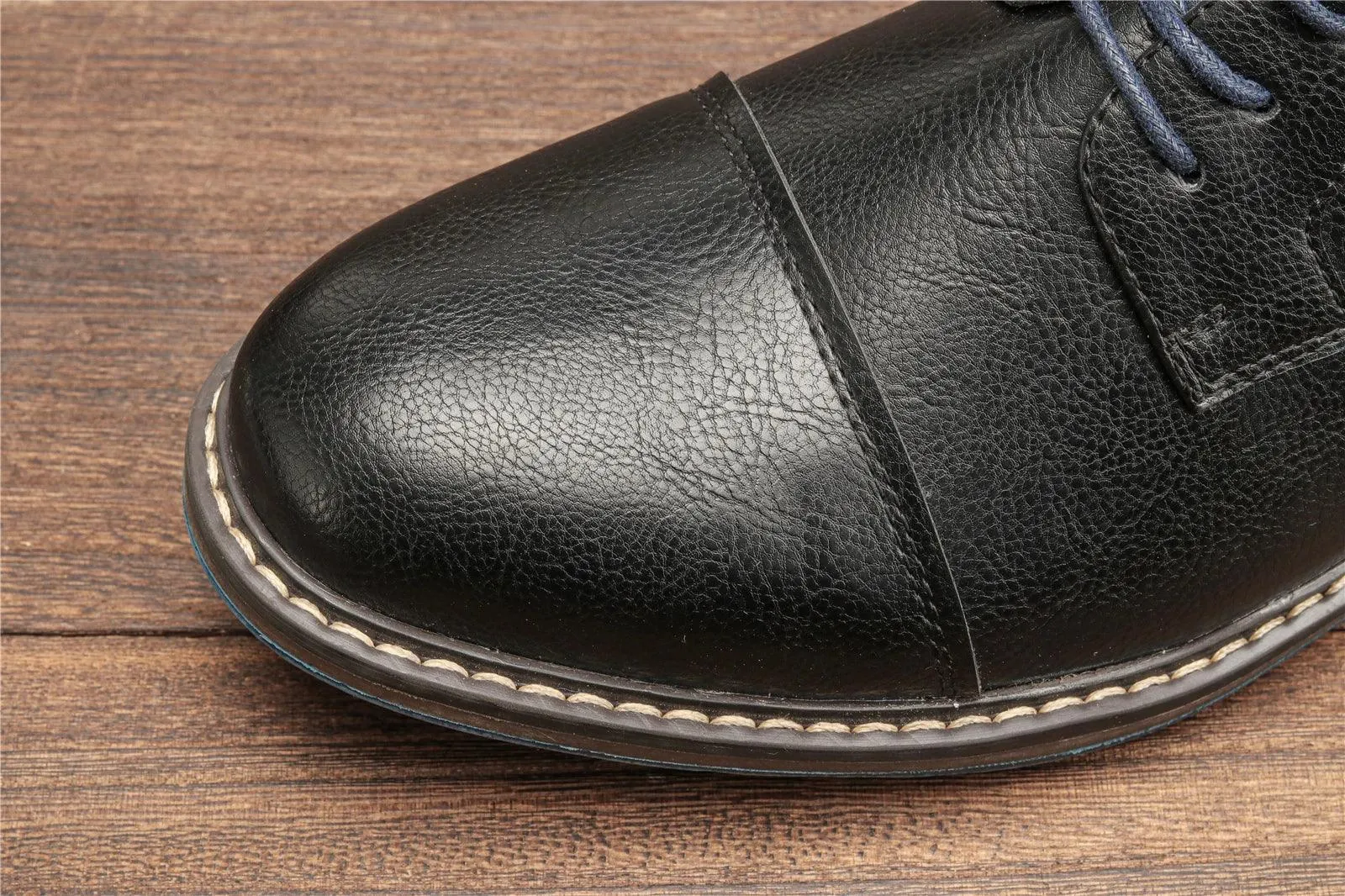 RV442 Men's Casual Shoes: Comfortable, Multifunctional Fashion in Leather