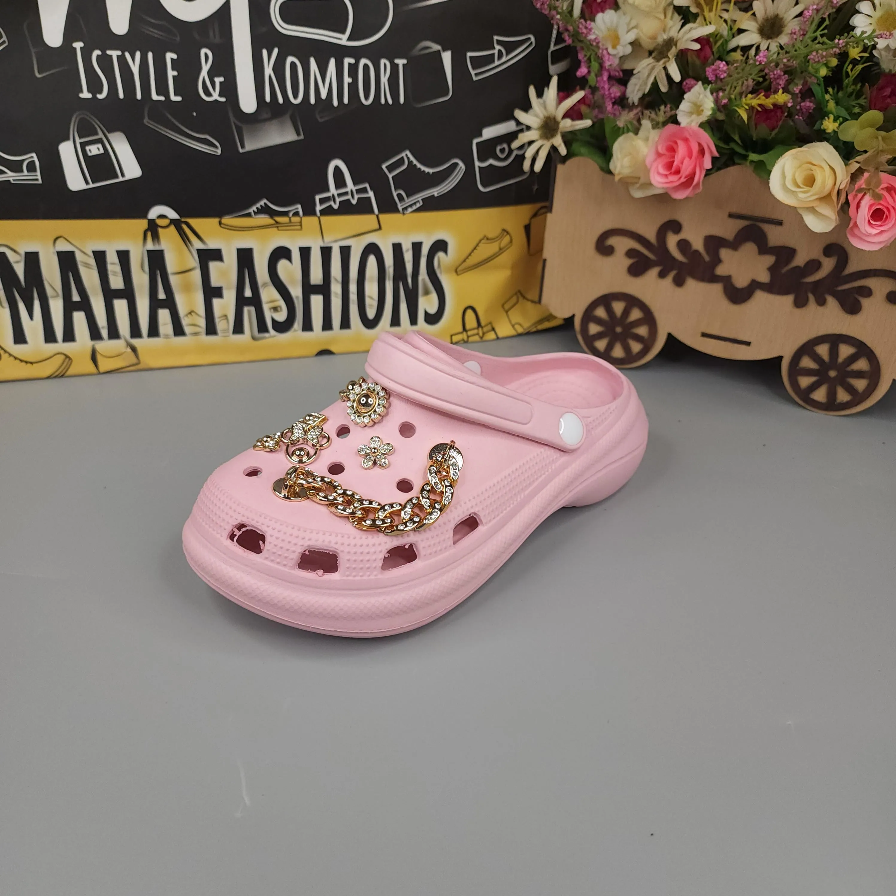 Pink Casual Slipper Sandal