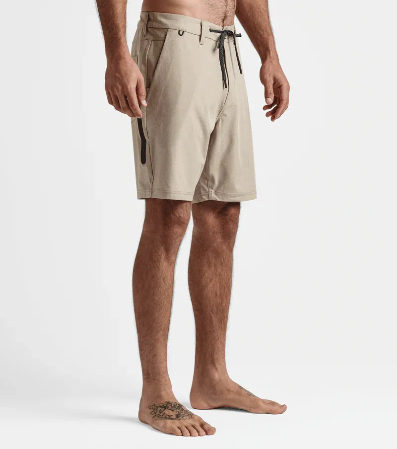 Explorer 2.0 Hybrid Shorts 19"