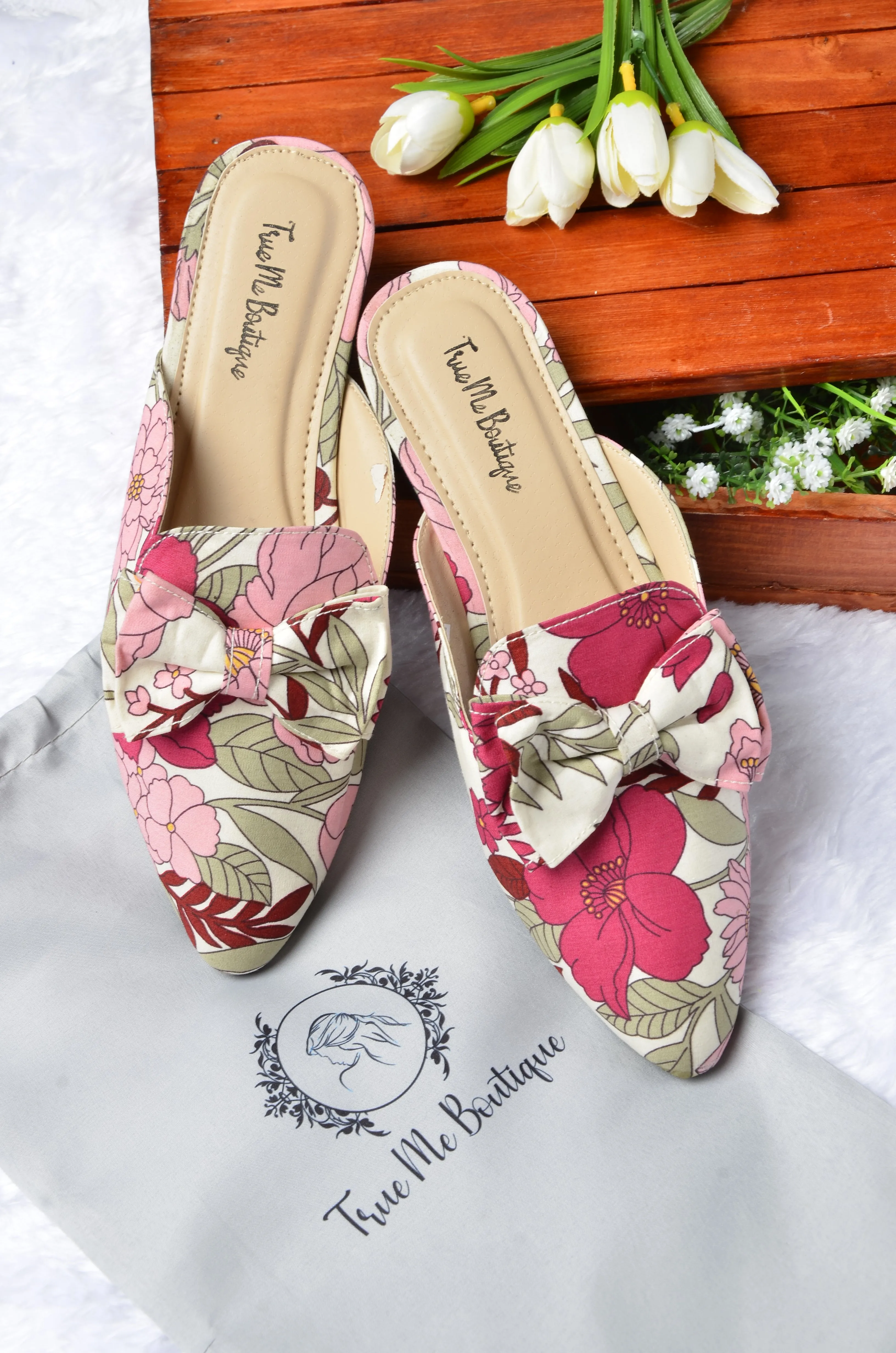 Flower Sandals with Tie