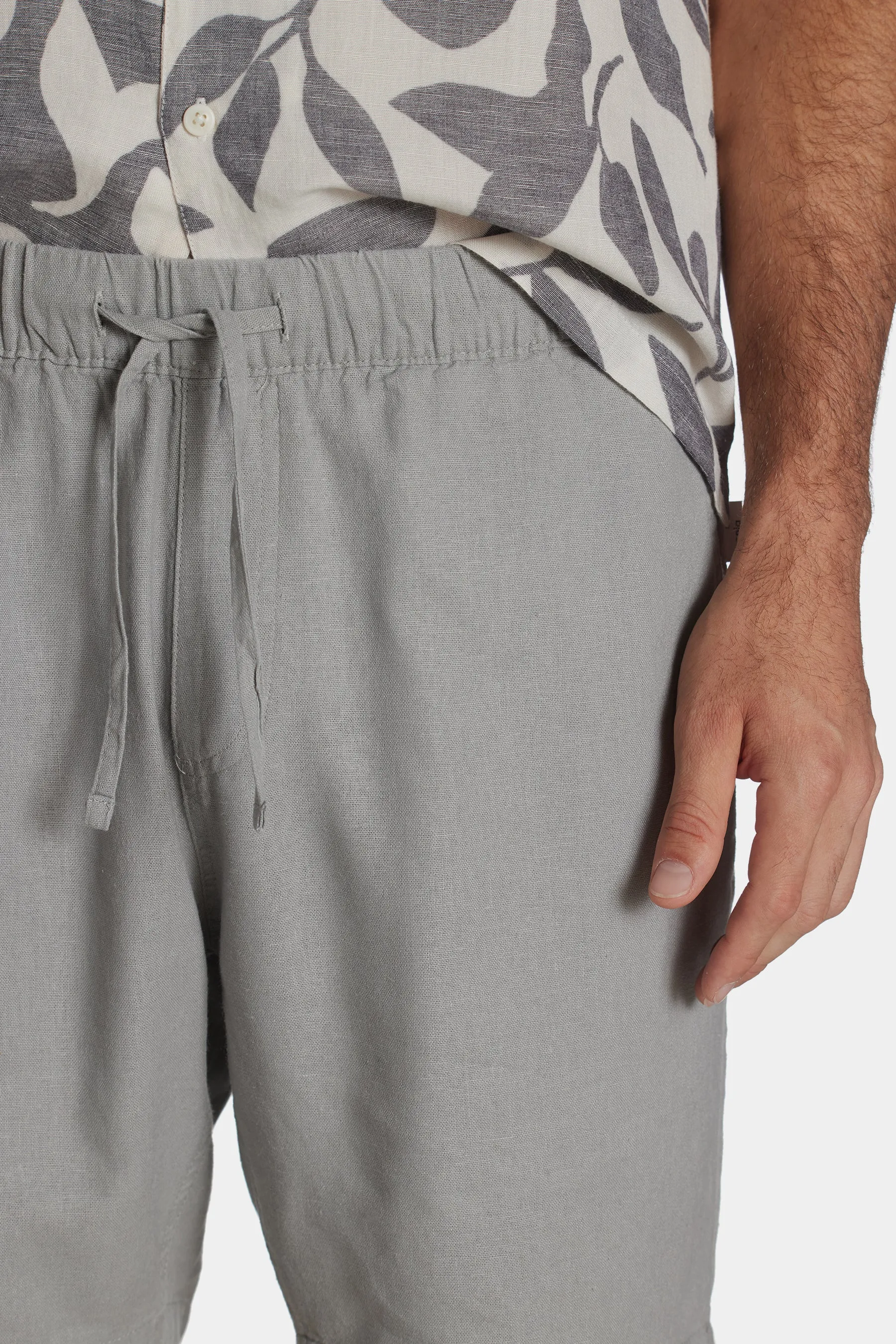 Air Linen Pull-On Shorts