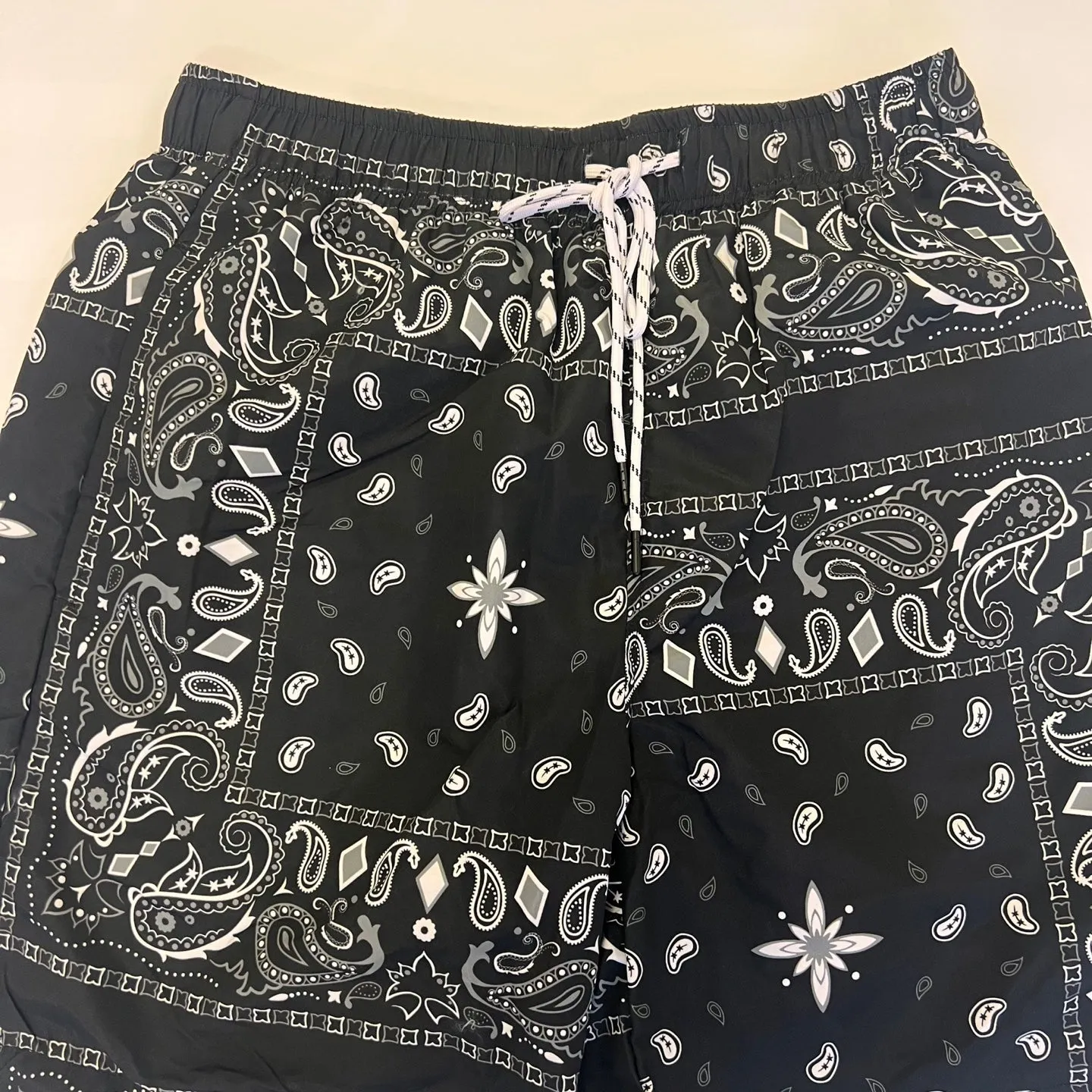 PJ MARK Men Bandana Shorts