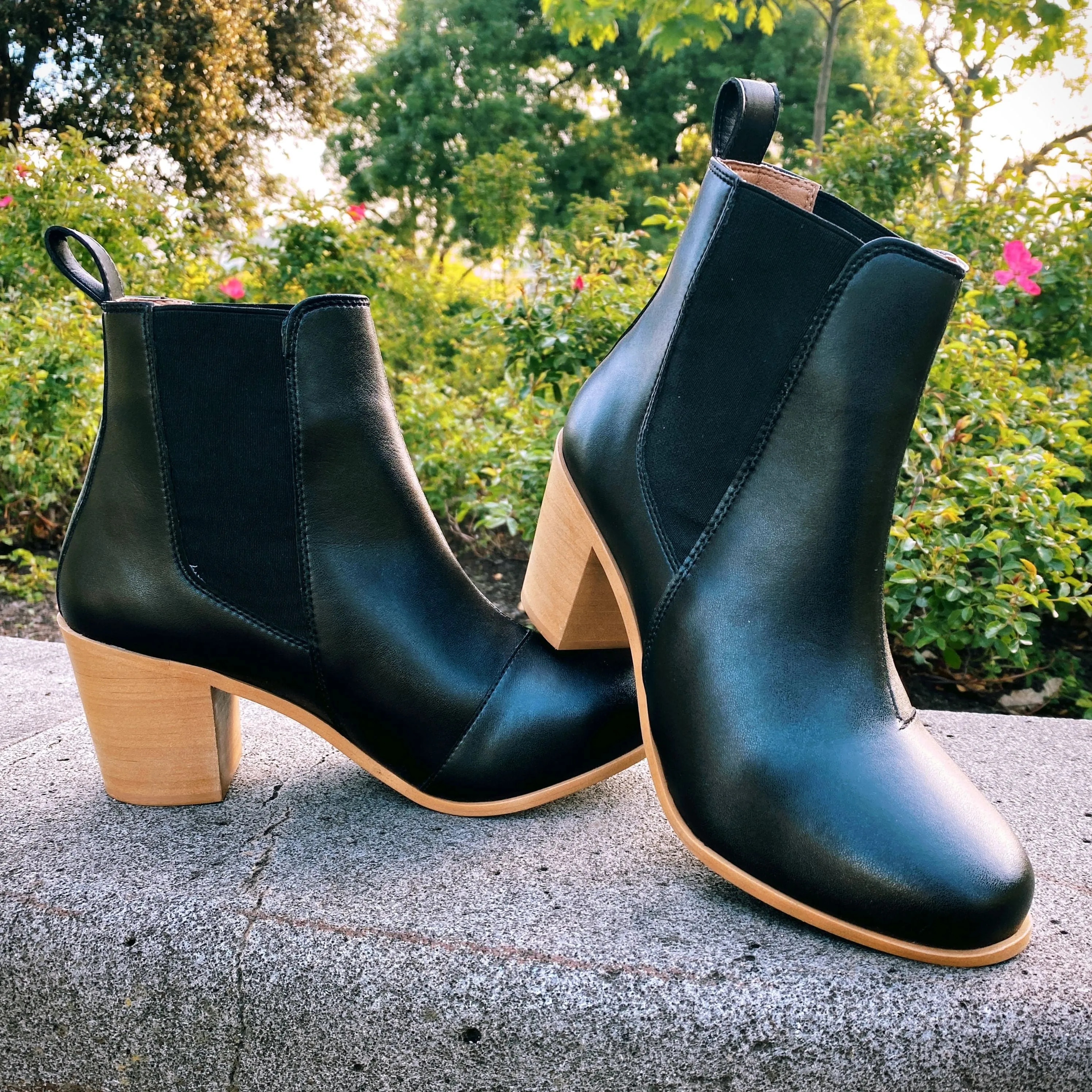 'Sinead' vegan leather chelsea boot by Zette Shoes - black