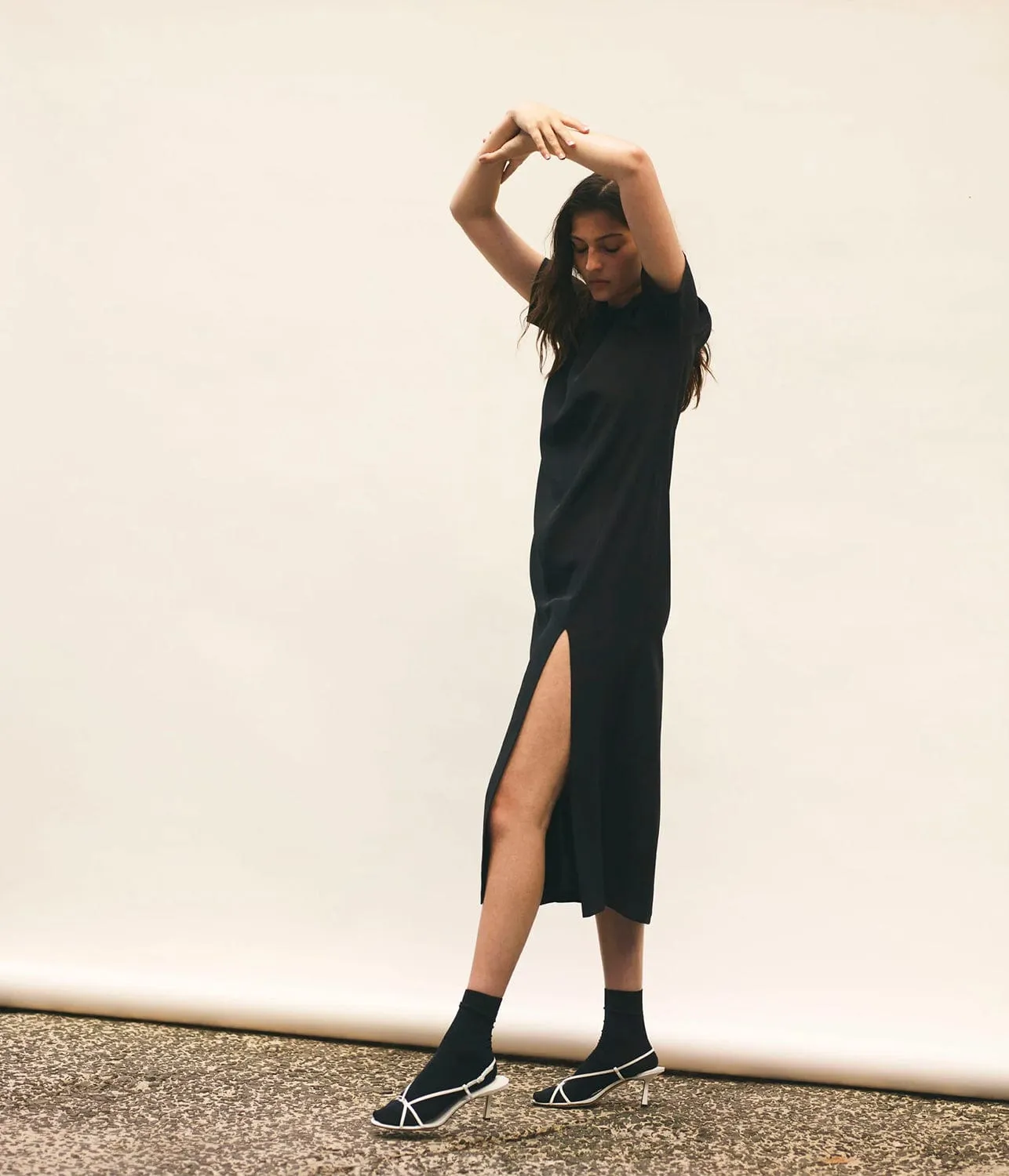 SILK TEE SHIRT DRESS-BLACK